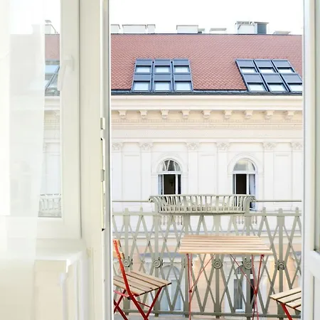 Papnoevelde Royal Inn @Inner City Budapest Exterior photo