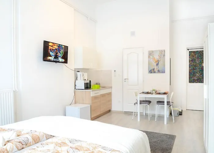 Papnoevelde Royal Inn @Inner City